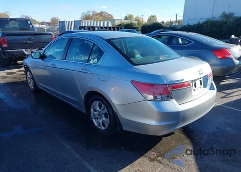 2011 Honda Accord 2.4 Se from USA, damaged, VIN 1HGCP2F68BA038915